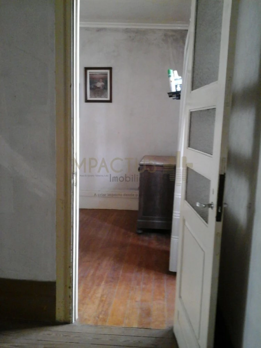 Moradia T6 para Venda em Castêlo da Maia Foto 15