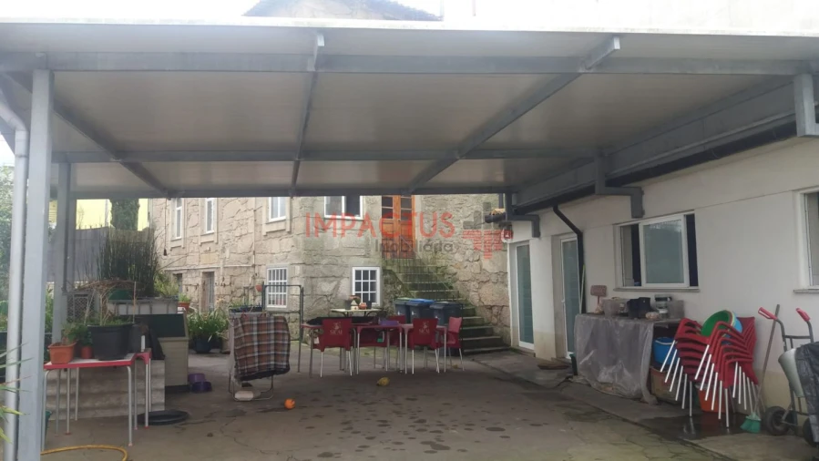 Moradia T6 para Venda em Castêlo da Maia Foto 2