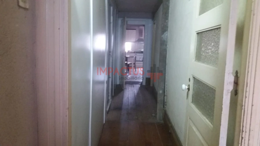 Moradia T6 para Venda em Castêlo da Maia Foto 29