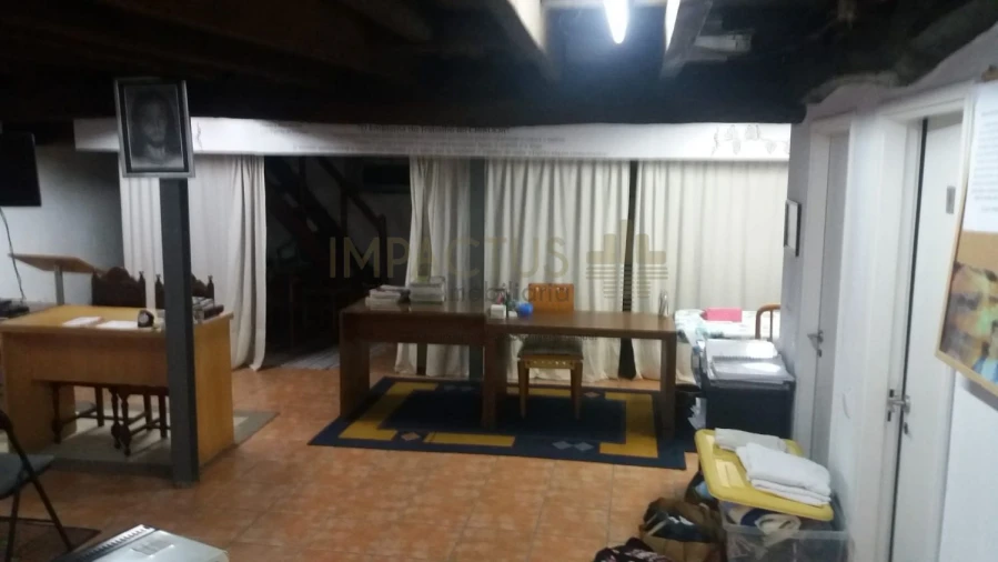 Moradia T6 para Venda em Castêlo da Maia Foto 32
