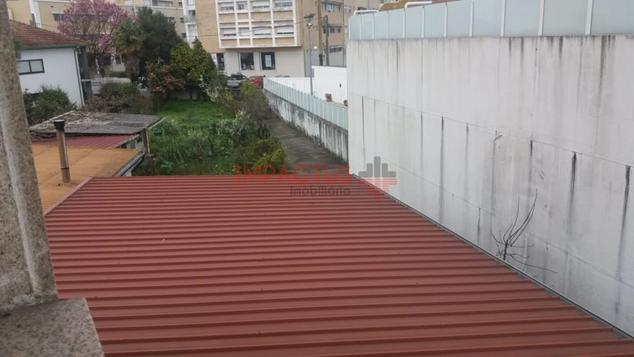Moradia T6 para Venda em Castêlo da Maia Foto 22