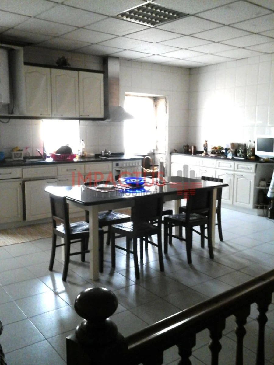 Moradia T6 para Venda em Castêlo da Maia Foto 30