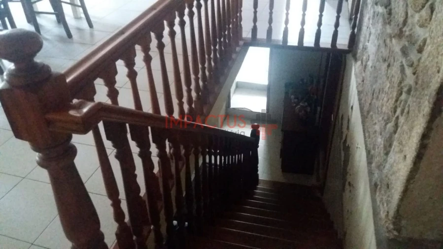 Moradia T6 para Venda em Castêlo da Maia Foto 28