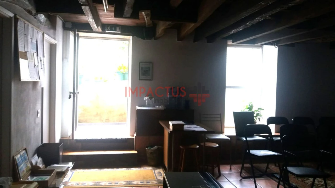 Moradia T6 para Venda em Castêlo da Maia Foto 34