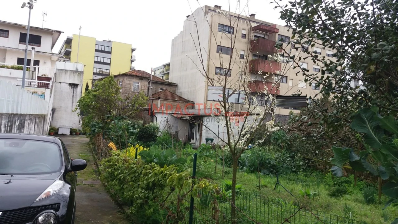 Moradia T6 para Venda em Castêlo da Maia Foto 6