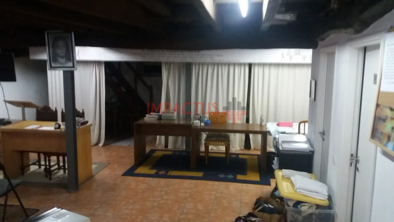 Moradia T6 para Venda em Castêlo da Maia Foto 32