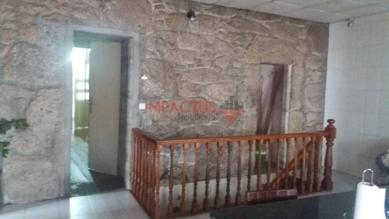 Moradia T6 para Venda em Castêlo da Maia Foto 10