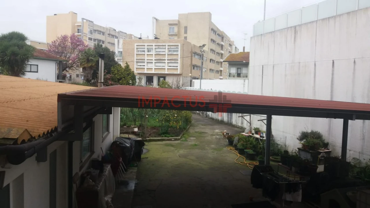 Moradia T6 para Venda em Castêlo da Maia Foto 26