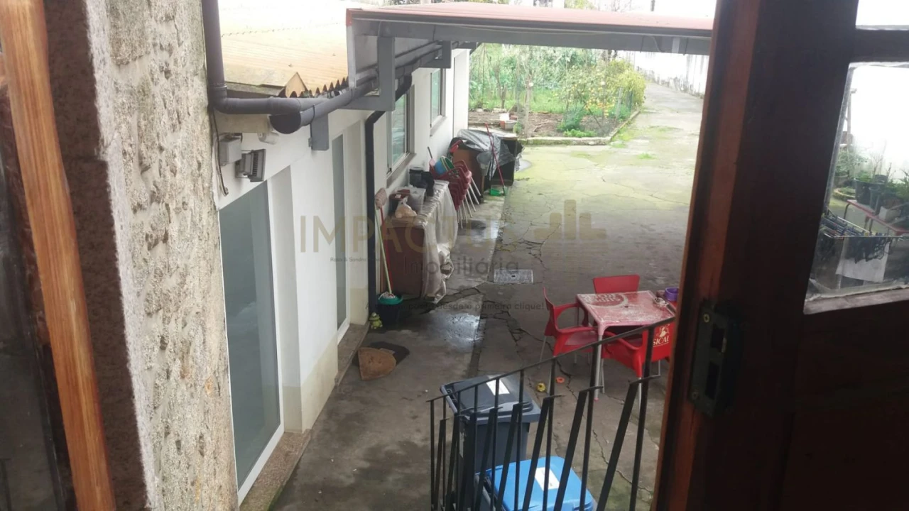 Moradia T6 para Venda em Castêlo da Maia Foto 8