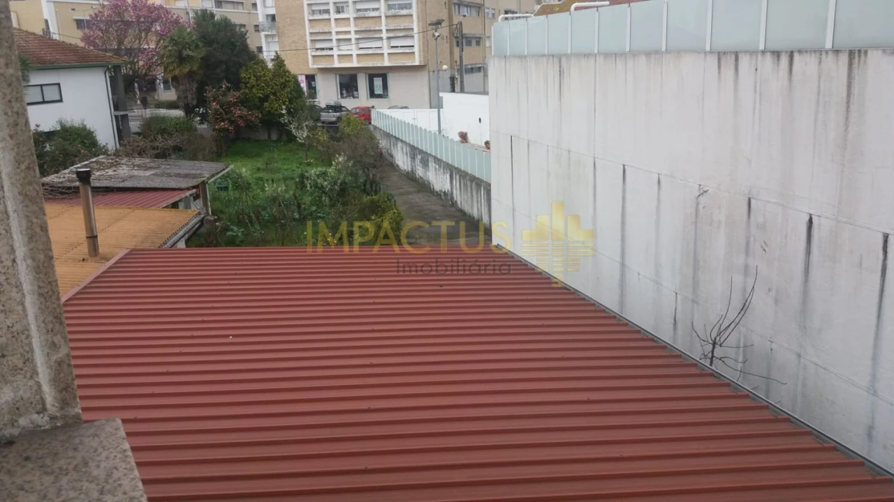 Moradia T6 para Venda em Castêlo da Maia Foto 22