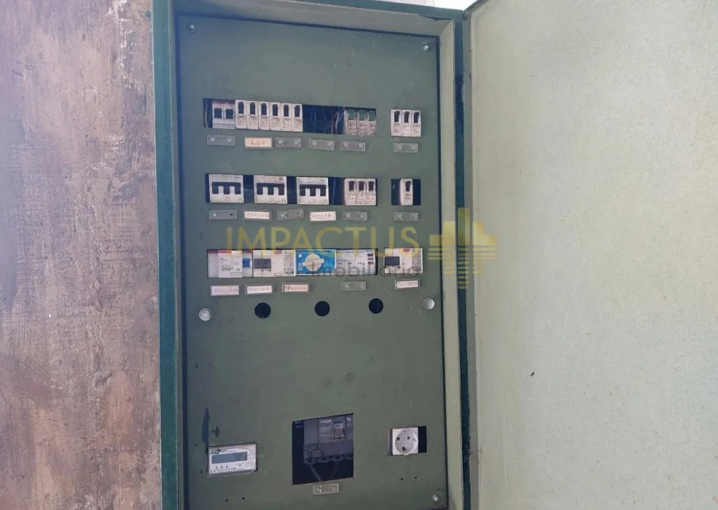 Loja para Arrendamento em Aveleda Foto 15