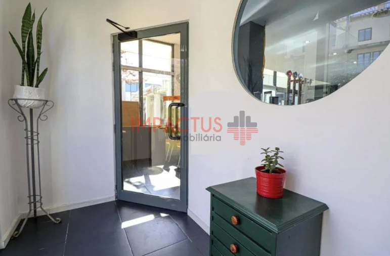 Loja para Trespasse em Matosinhos e Leça da Palmeira Foto 14