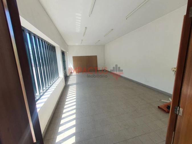 Loja para Venda em Bougado (São Martinho e Santiago) Foto 6