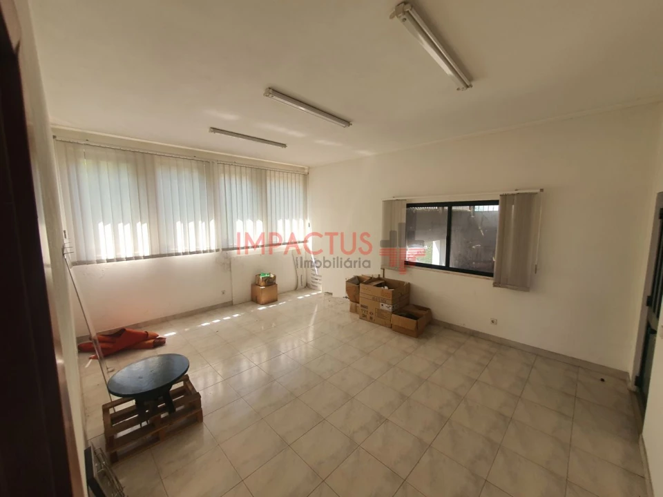 Loja para Venda em Bougado (São Martinho e Santiago) Foto 10