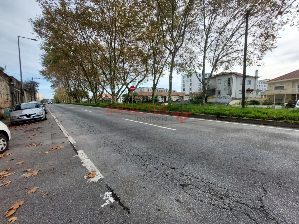 Terreno para Venda em Paranhos Foto 7