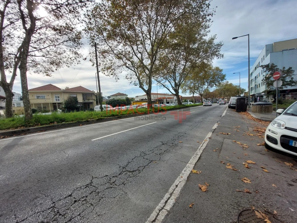 Terreno para Venda em Paranhos Foto 5
