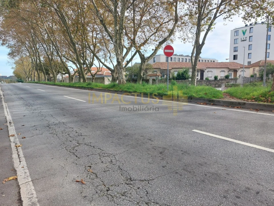 Terreno para Venda em Paranhos Foto 9