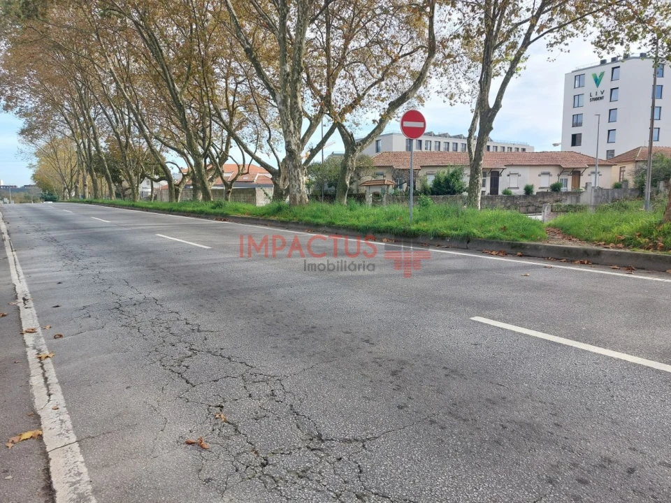 Terreno para Venda em Paranhos Foto 9