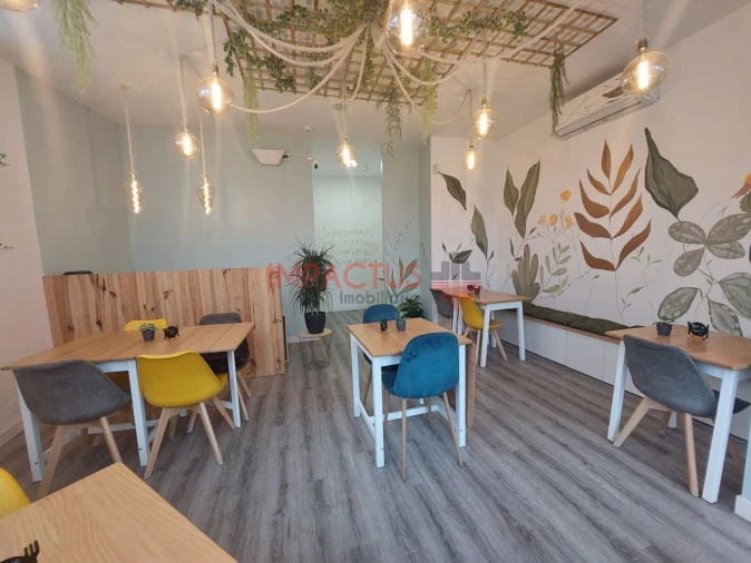 Loja para Trespasse em Fânzeres e São Pedro da Cova Foto 2