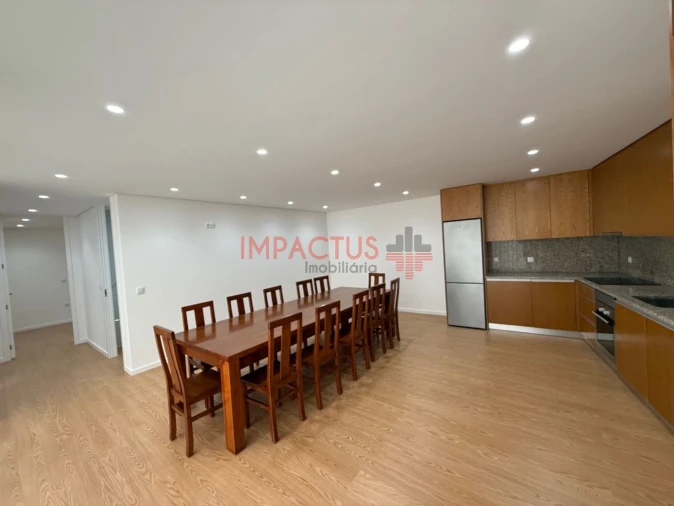 Moradia T6 para Venda em Macieira de Rates Foto 21