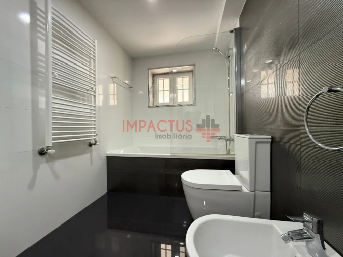 Moradia T6 para Venda em Macieira de Rates Foto 45