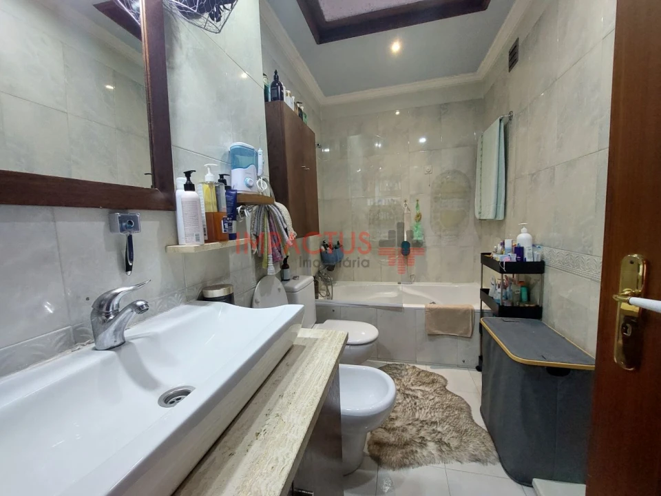 Moradia T4 para Venda em Cidade da Maia Foto 20