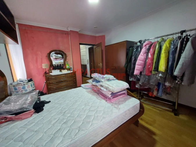 Moradia T4 para Venda em Cidade da Maia Foto 25