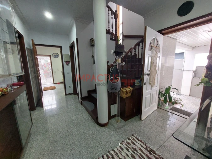 Moradia T4 para Venda em Cidade da Maia Foto 14