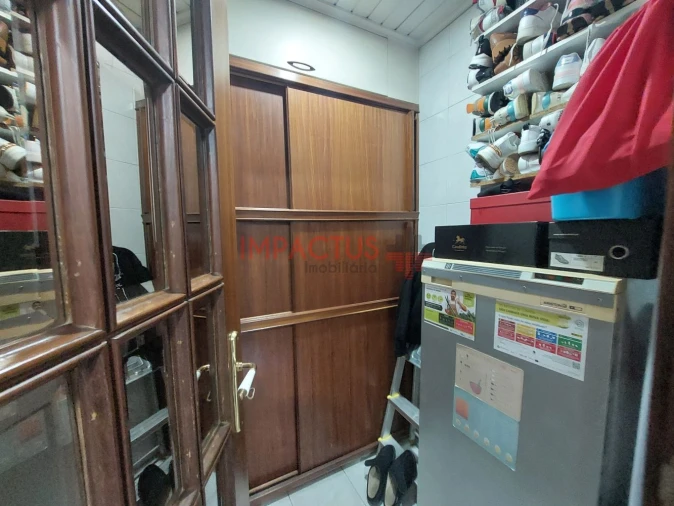 Moradia T4 para Venda em Cidade da Maia Foto 7