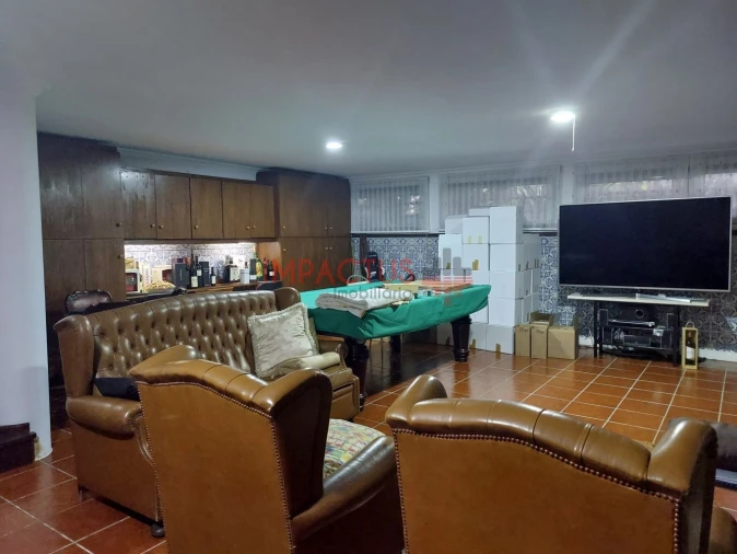 Moradia T4 para Venda em Cidade da Maia Foto 35