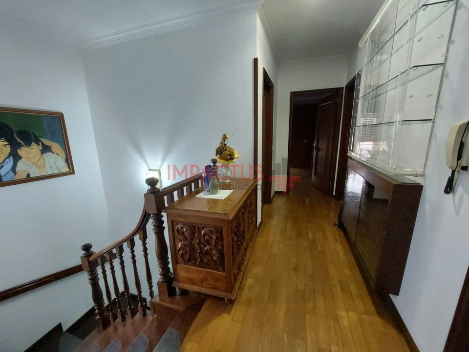 Moradia T4 para Venda em Cidade da Maia Foto 16