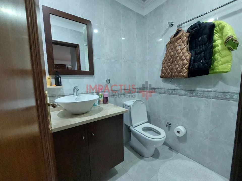 Moradia T4 para Venda em Cidade da Maia Foto 15