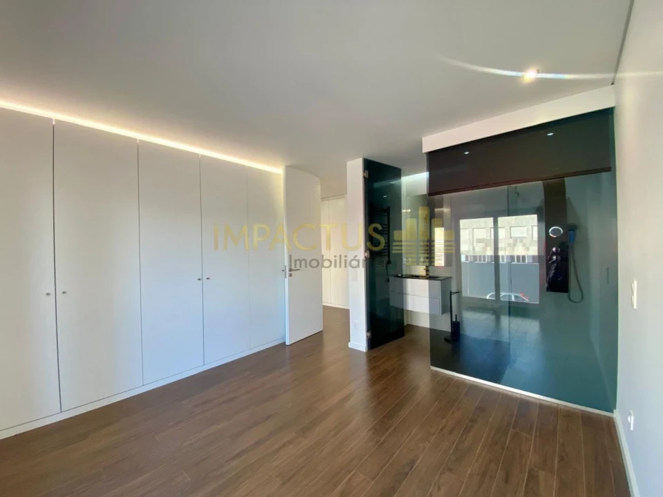Apartamento T3 para Venda em Ramalde Foto 7