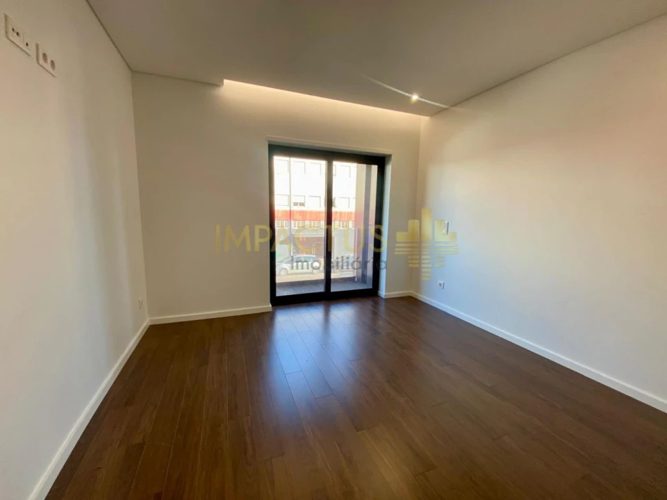 Apartamento T3 para Venda em Ramalde Foto 13