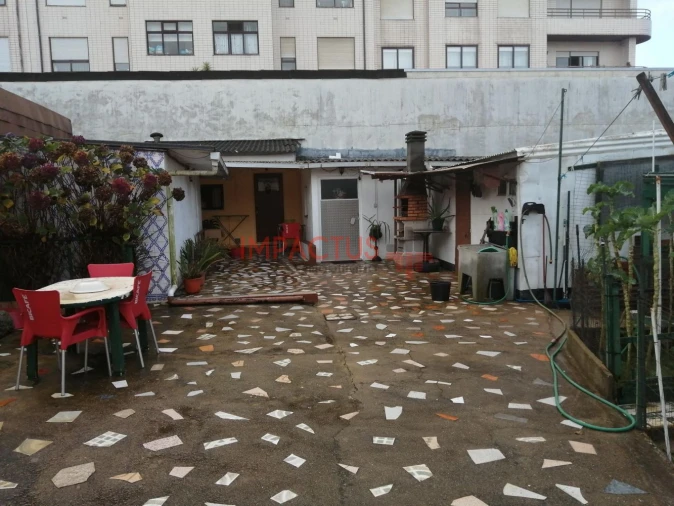 Moradia T7 para Venda em Custóias, Leça do Balio e Guifões