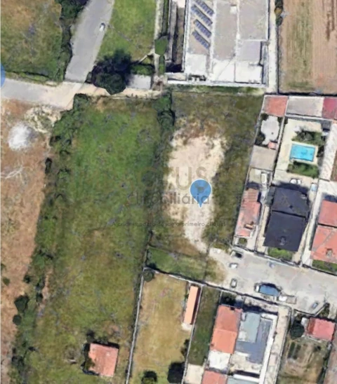 Terreno para Venda em Castêlo da Maia