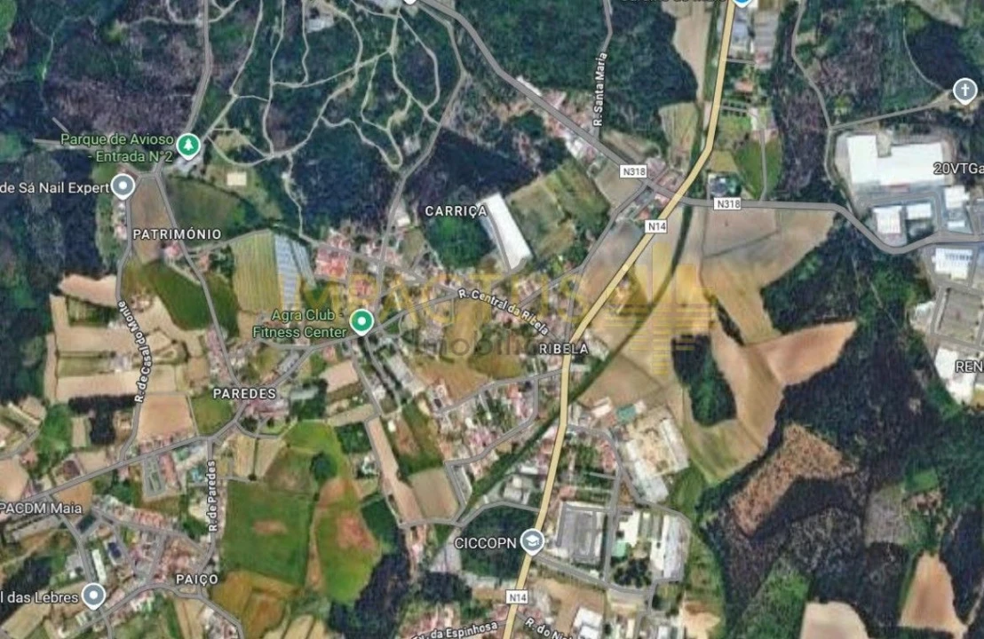Terreno para Venda em Castêlo da Maia Foto 4