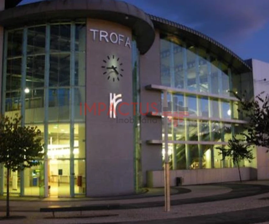 Loja para Arrendamento em Bougado (São Martinho e Santiago) Foto 9