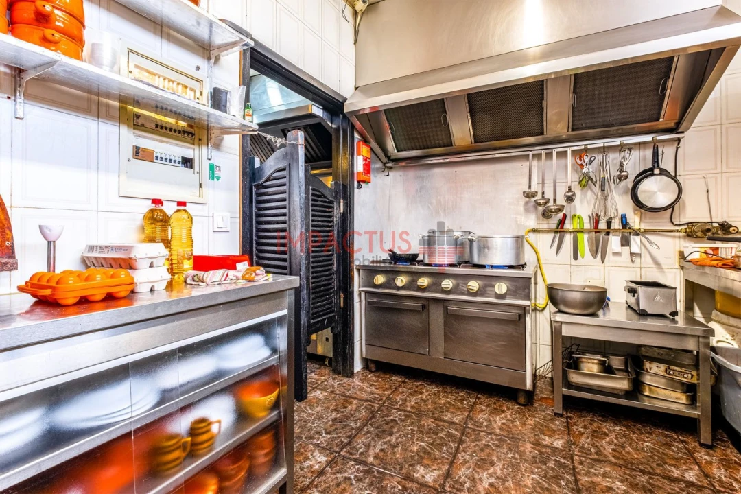 Loja para Venda em Castêlo da Maia Foto 17