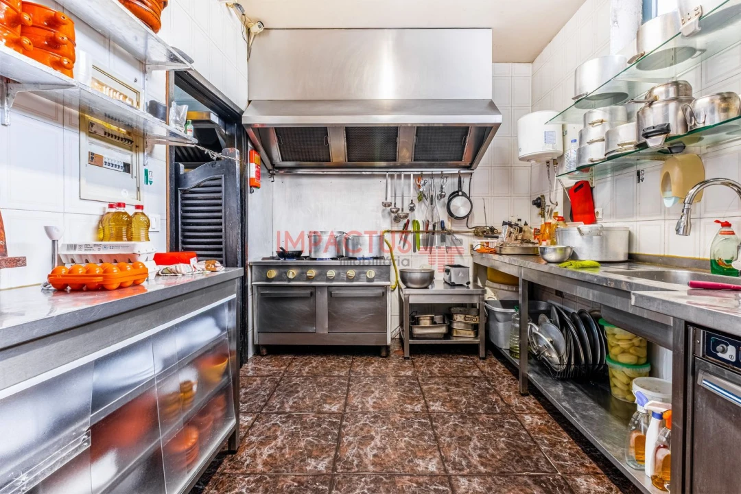 Loja para Venda em Castêlo da Maia Foto 6