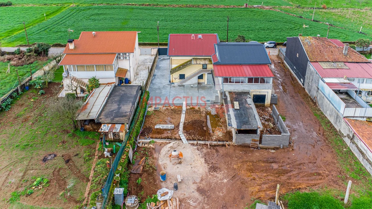 Moradia T4 para Venda em Bougado (São Martinho e Santiago) Foto 28