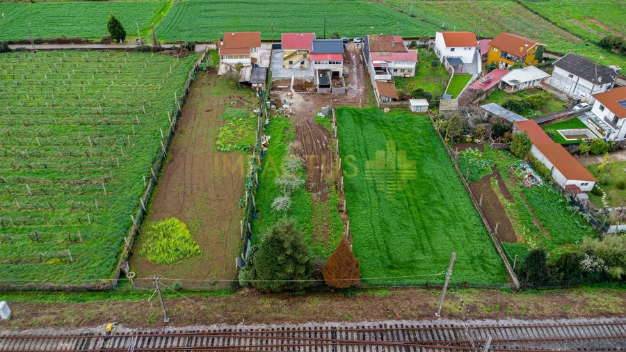 Moradia T4 para Venda em Bougado (São Martinho e Santiago) Foto 30