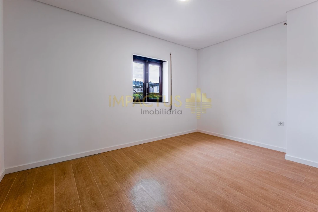 Moradia T4 para Venda em Bougado (São Martinho e Santiago) Foto 22