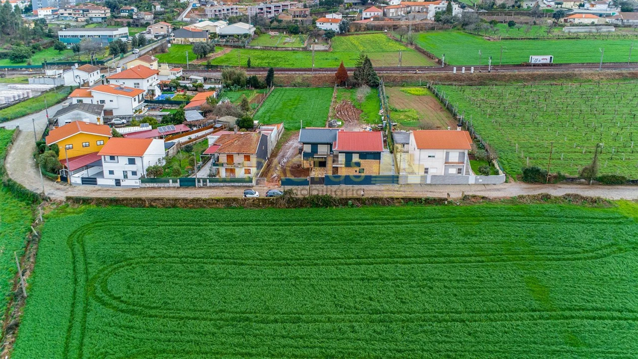 Moradia T4 para Venda em Bougado (São Martinho e Santiago) Foto 29