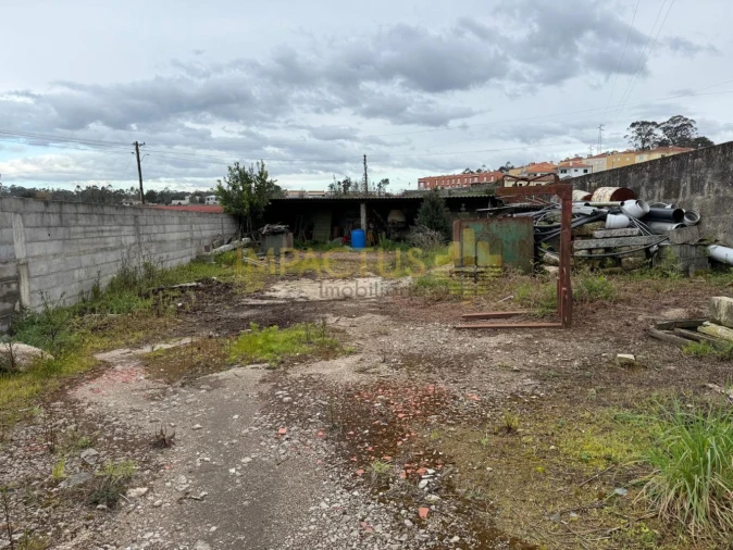 Terreno para Venda em Macieira da Maia Foto 2