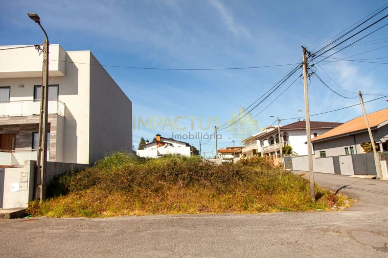 Terreno para Venda em Coronado (São Romão e São Mamede)