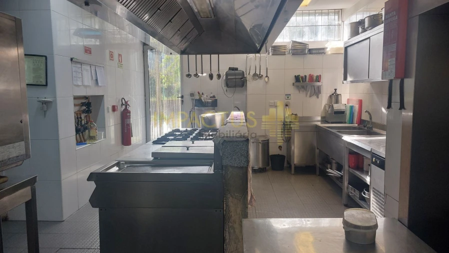 Loja para Venda em Castêlo da Maia Foto 10