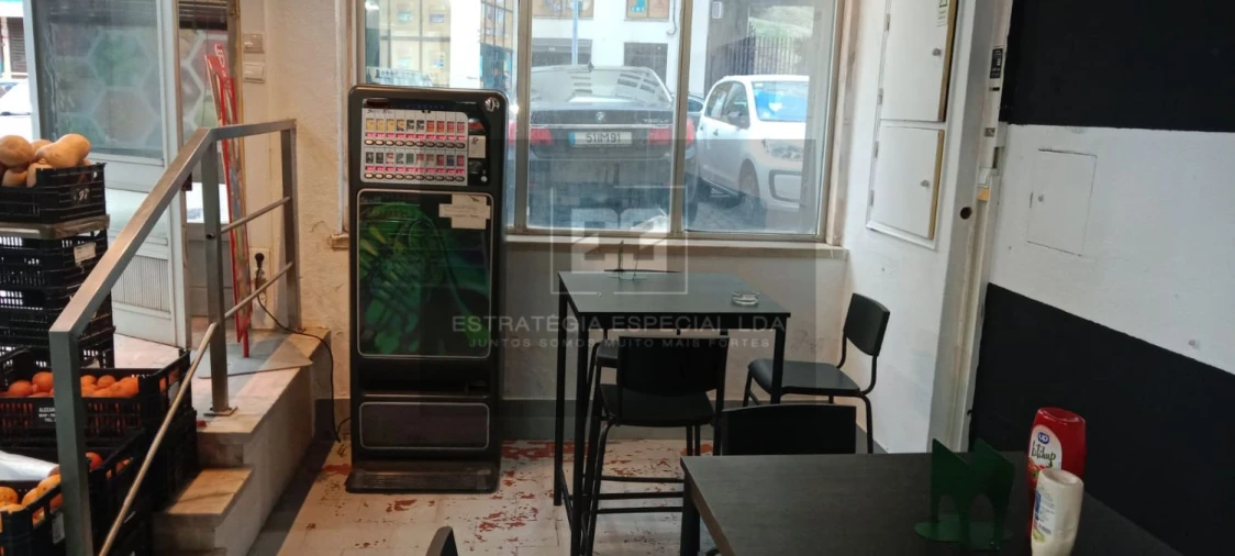 Loja para Trespasse em Benfica Foto 6