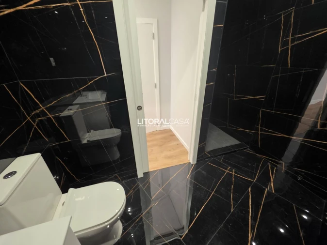 Apartamento T3 para Venda em Glória e Vera Cruz Foto 24