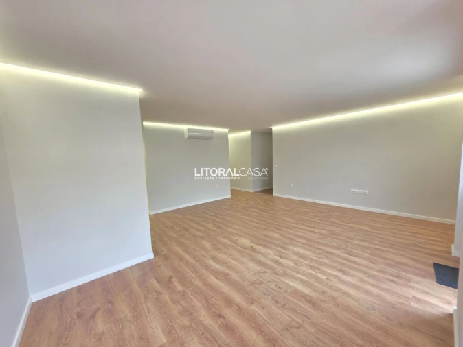 Apartamento T3 para Venda em Glória e Vera Cruz Foto 7